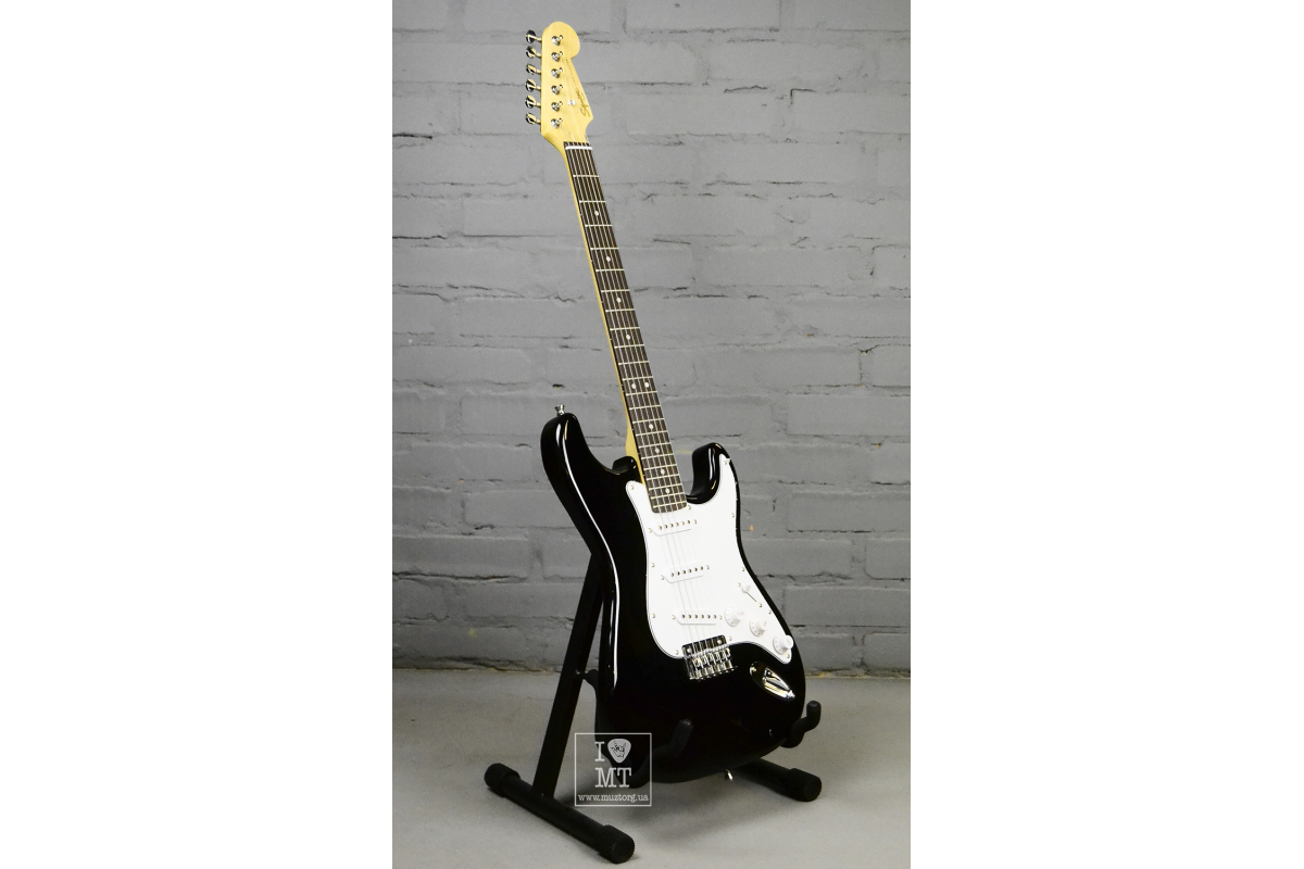 SQUIER by FENDER MM STRAT HT BLACK Электрогитара