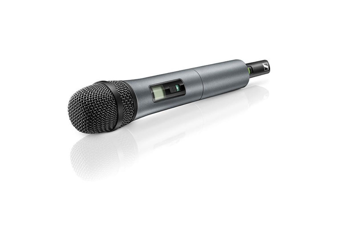 SENNHEISER XSW 1-825-B Мікрофонна радіосистема