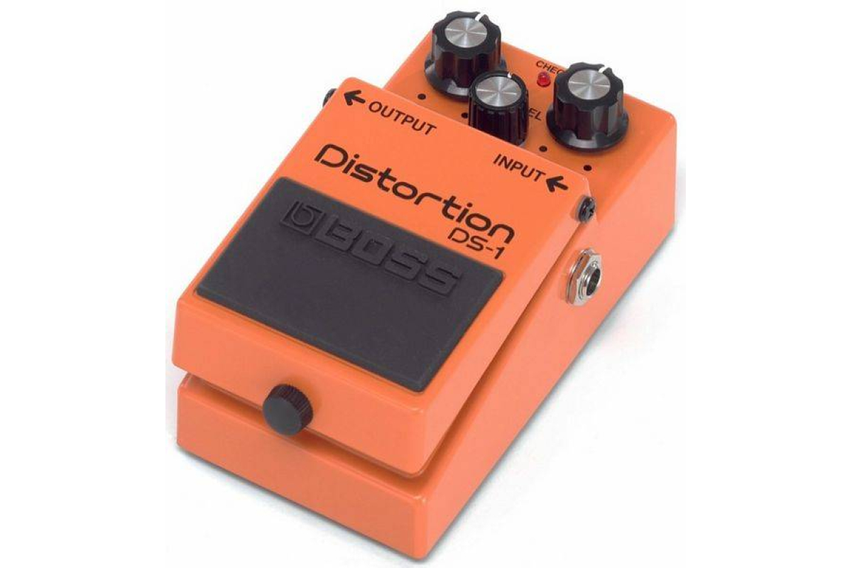 Педаль эффектов BOSS DS-1