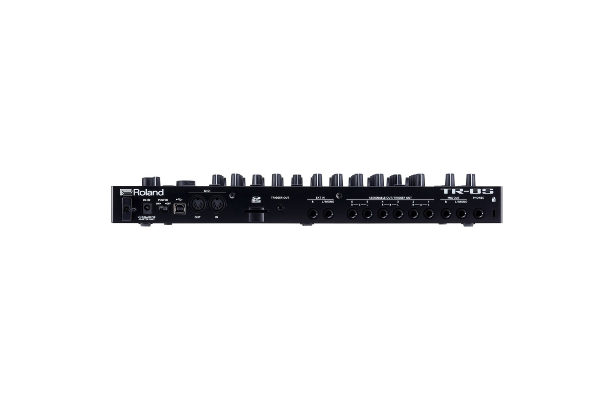 ROLAND TR-8S Драм-машина