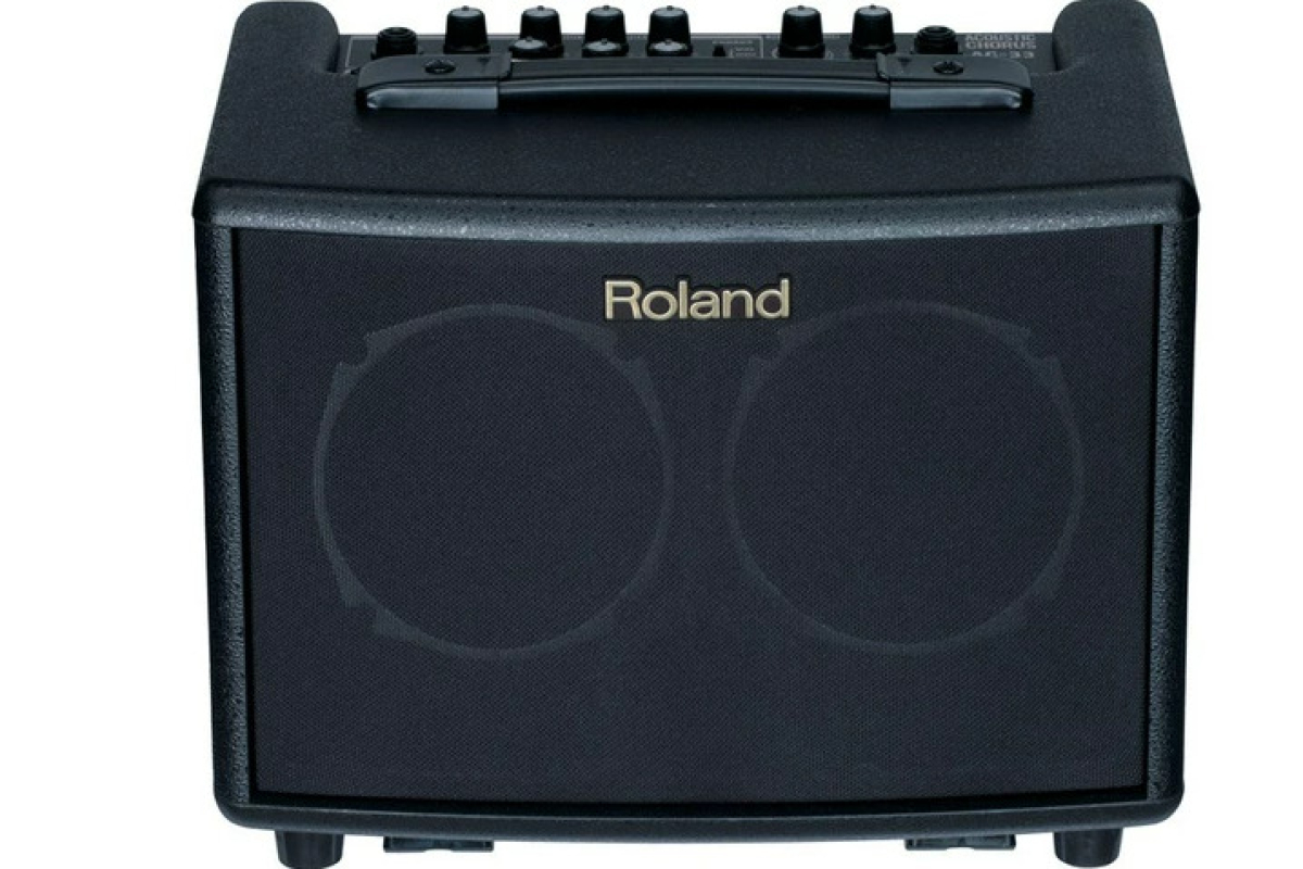 ROLAND AC33BK Гітарний комбопідсилювач