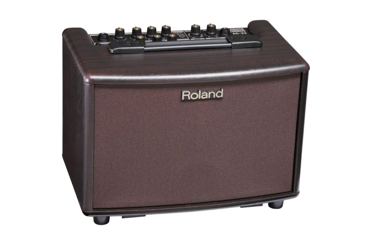 ROLAND AC33RW Гітарний комбопідсилювач