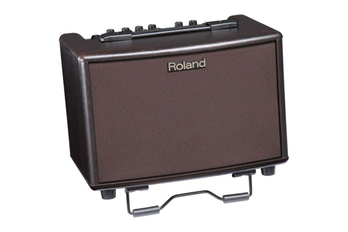 ROLAND AC33RW Гітарний комбопідсилювач