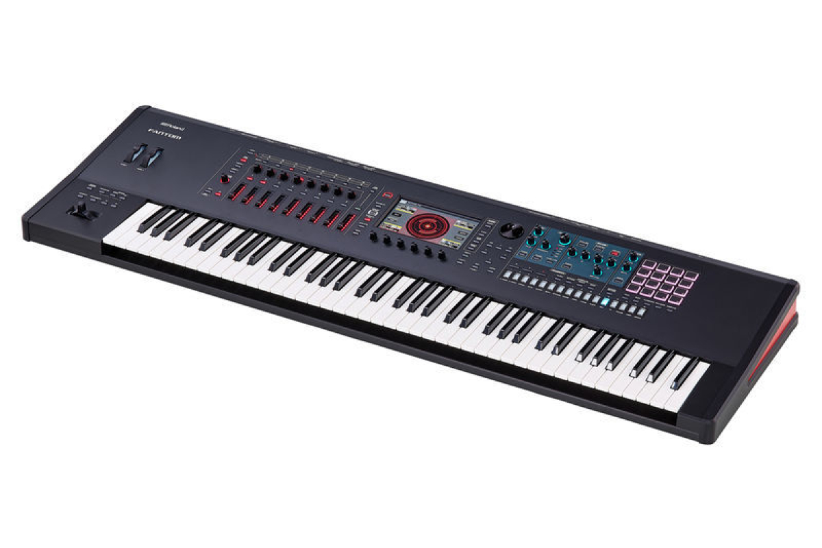 ROLAND FANTOM 7 Рабочая станция