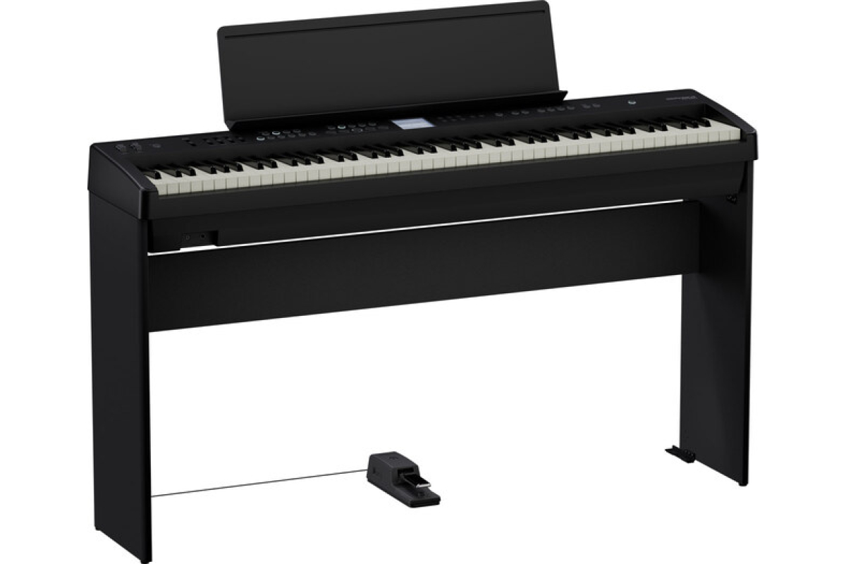 ROLAND FP-E50 Цифрове піаніно
