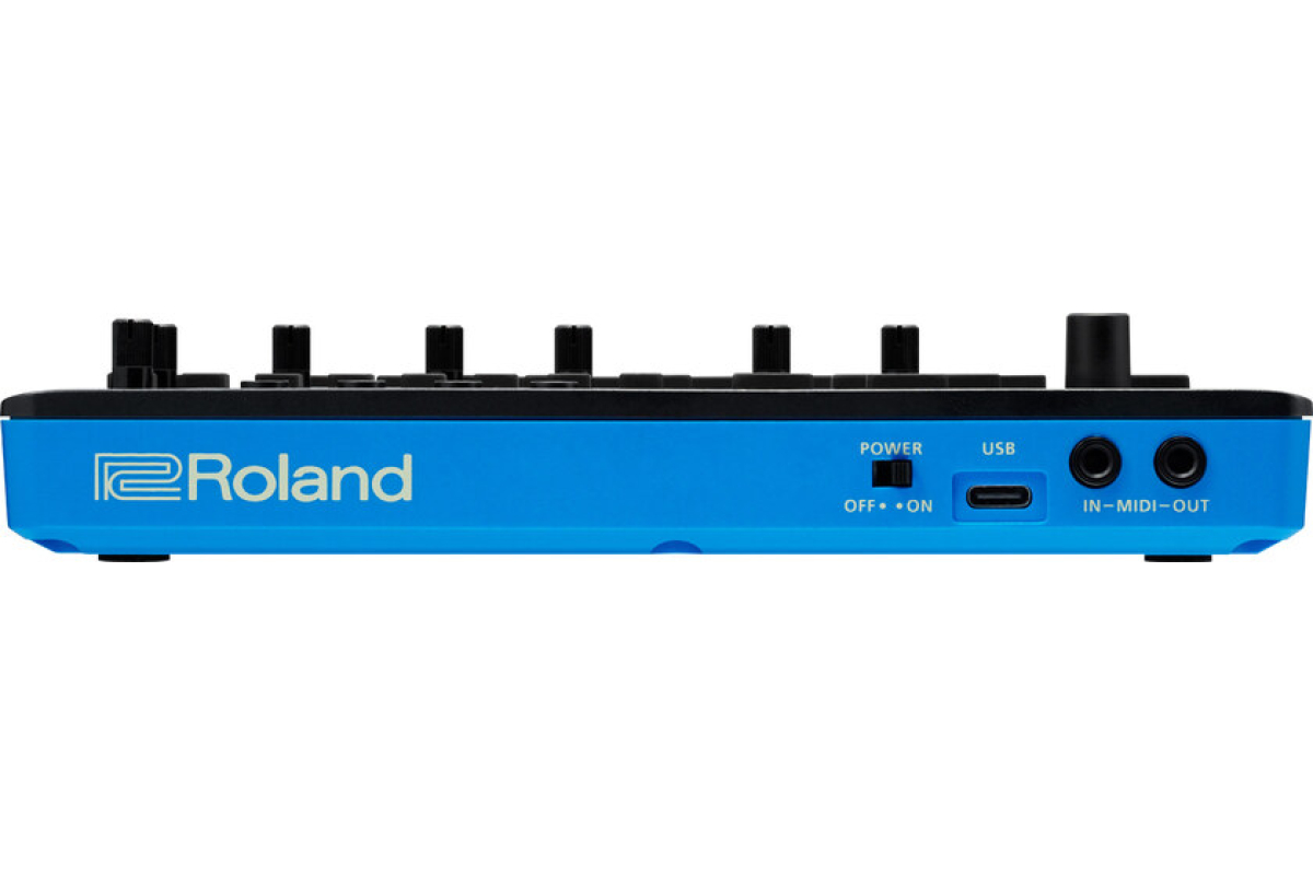 Синтезатор ROLAND J-6
