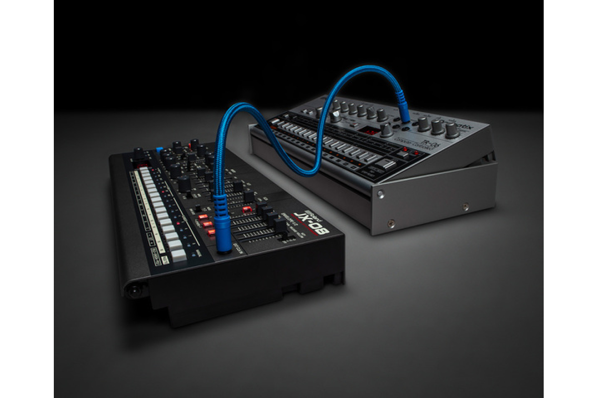 ROLAND JX-08 Синтезатор