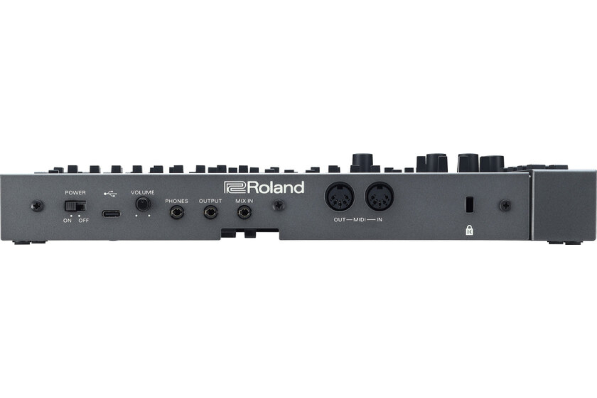 ROLAND JD-08 Синтезатор