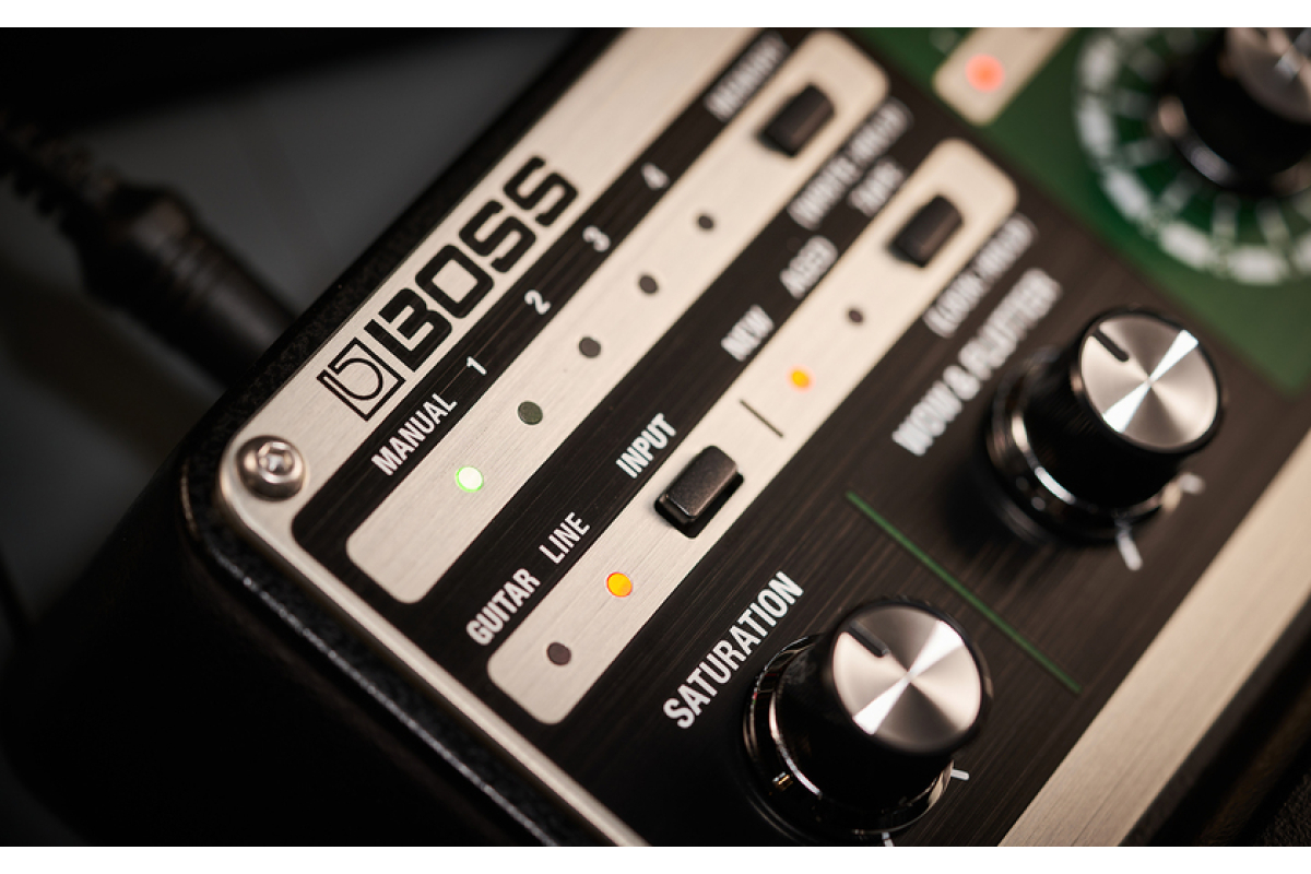 BOSS RE-202 Педаль ефектів