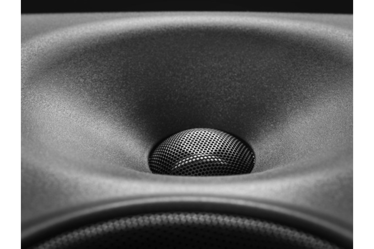 NEUMANN KH 120 II Студийный монитор