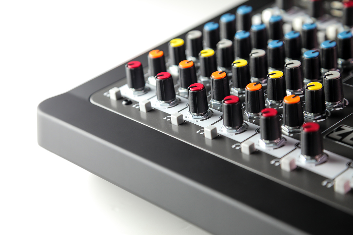 Микшерный пульт ALLEN HEATH ZEDi-10