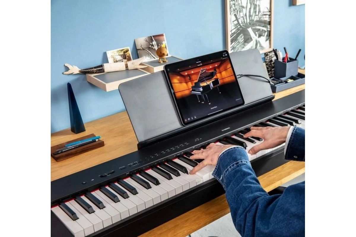 Цифрове піаніно YAMAHA P-225B