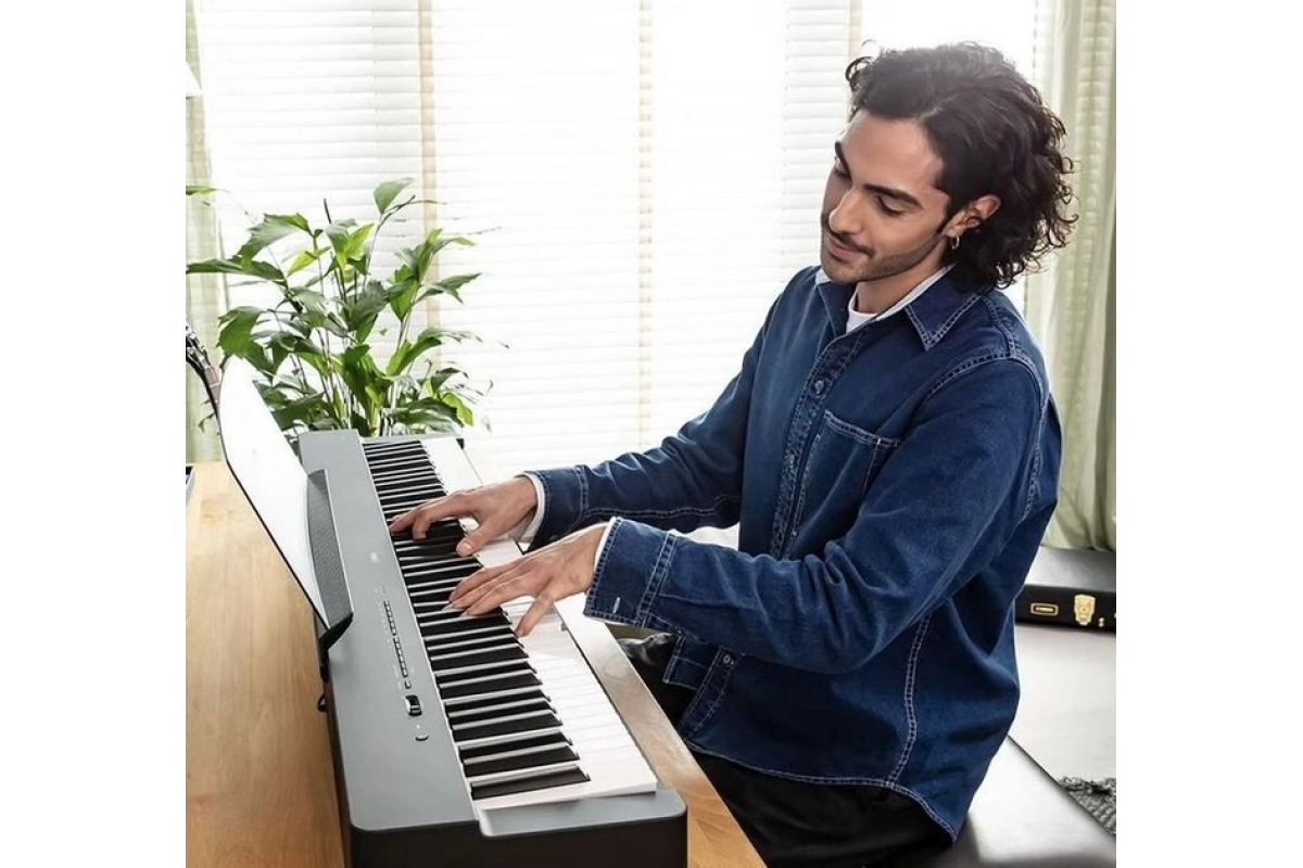 Цифрове піаніно YAMAHA P-225B