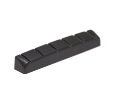 Порожек GRAPH TECH PT-6226-00