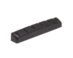 Порожек GRAPH TECH PT-6226-00