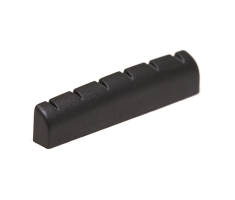 Порожек GRAPH TECH PT-6114-00