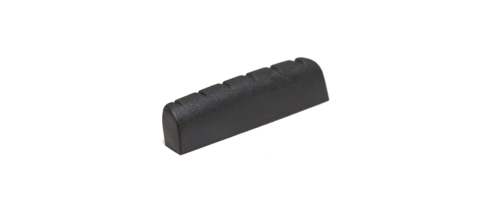 Порожек GRAPH TECH PT-M600-00