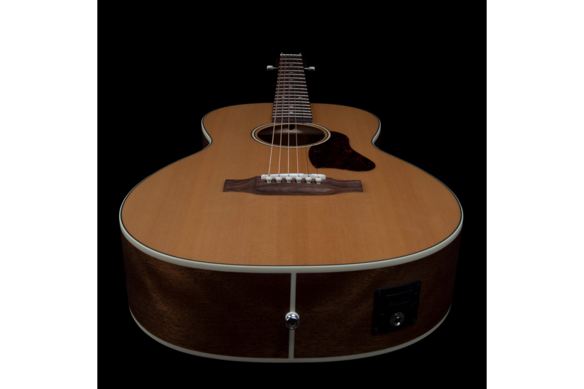 Art and Lutherie Roadhouse Natural EQ Гітара акустична