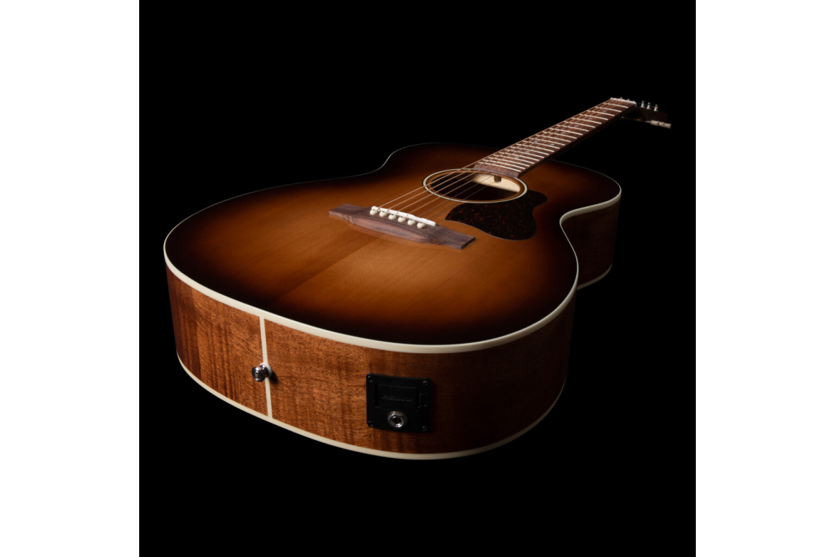 Art and Lutherie Legacy Light Burst GT EQ Гітара акустична
