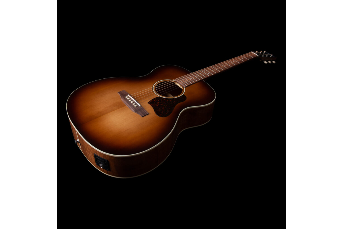 Art and Lutherie Legacy Light Burst GT EQ Гітара акустична