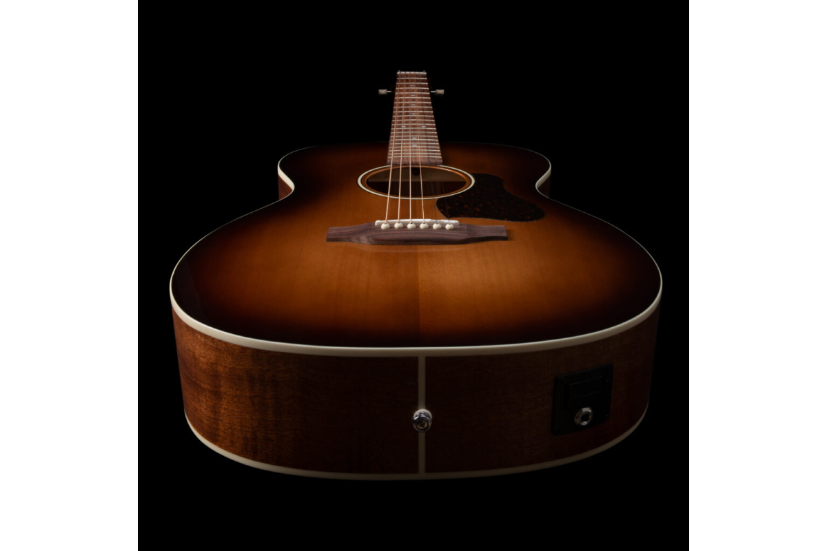Art and Lutherie Legacy Light Burst GT EQ Гітара акустична