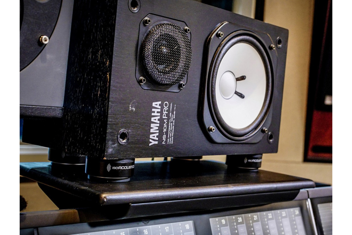 IsoAcoustics ISO-PUCK Ізоляційна підставка для моніторів