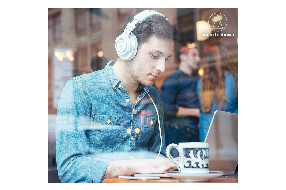 Наушники AUDIO-TECHNICA ATH-M50x WH