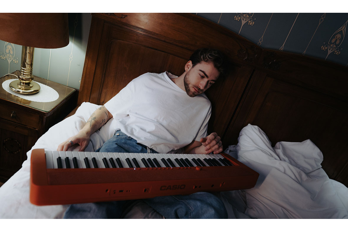 CASIO CT-S1RD Цифрове піаніно