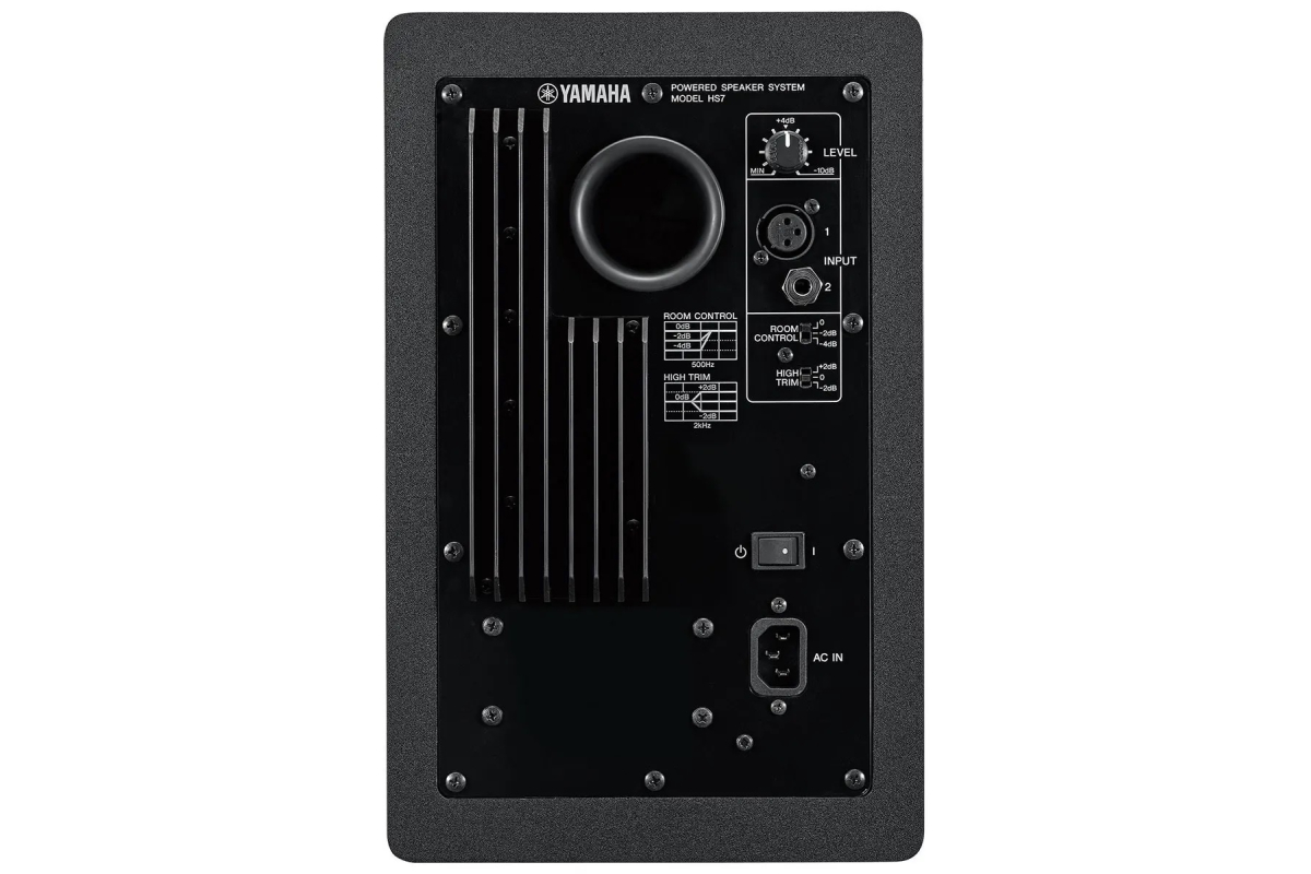 YAMAHA HS7I Студийный монитор