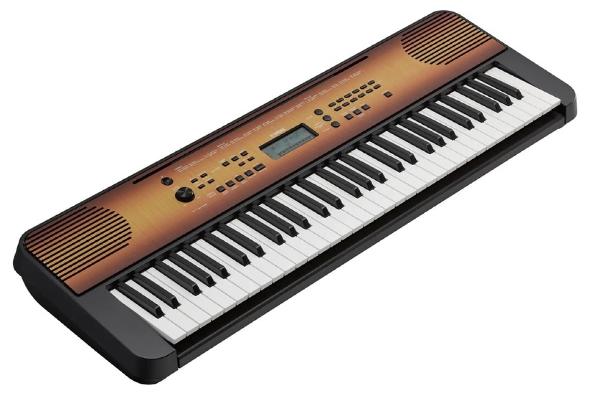 Синтезатор YAMAHA PSR-E360MA