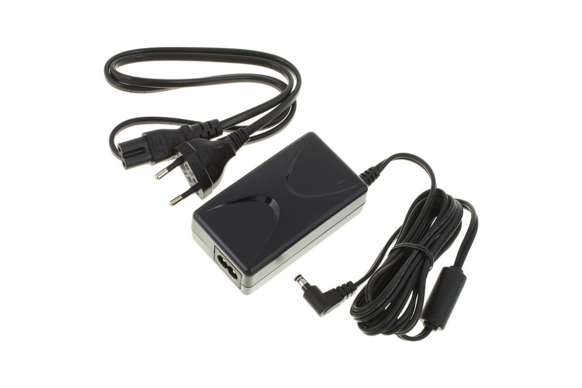 Блок питания BOSS PSB230EU