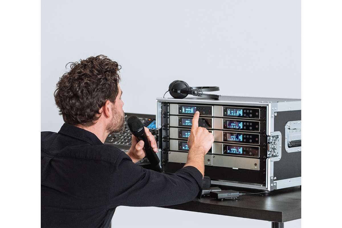Мікрофонна радіосистема SENNHEISER EW-D SK