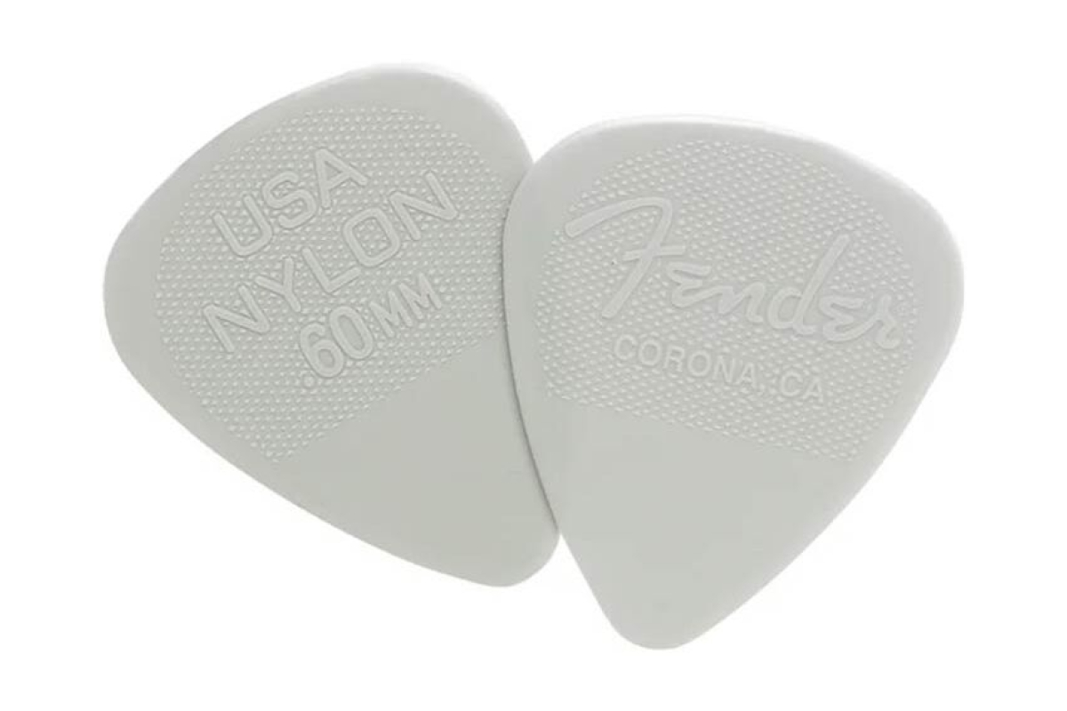 Медиатор FENDER 351 SHAPE NYLON PICKS 0.60 12 PACK GRAY