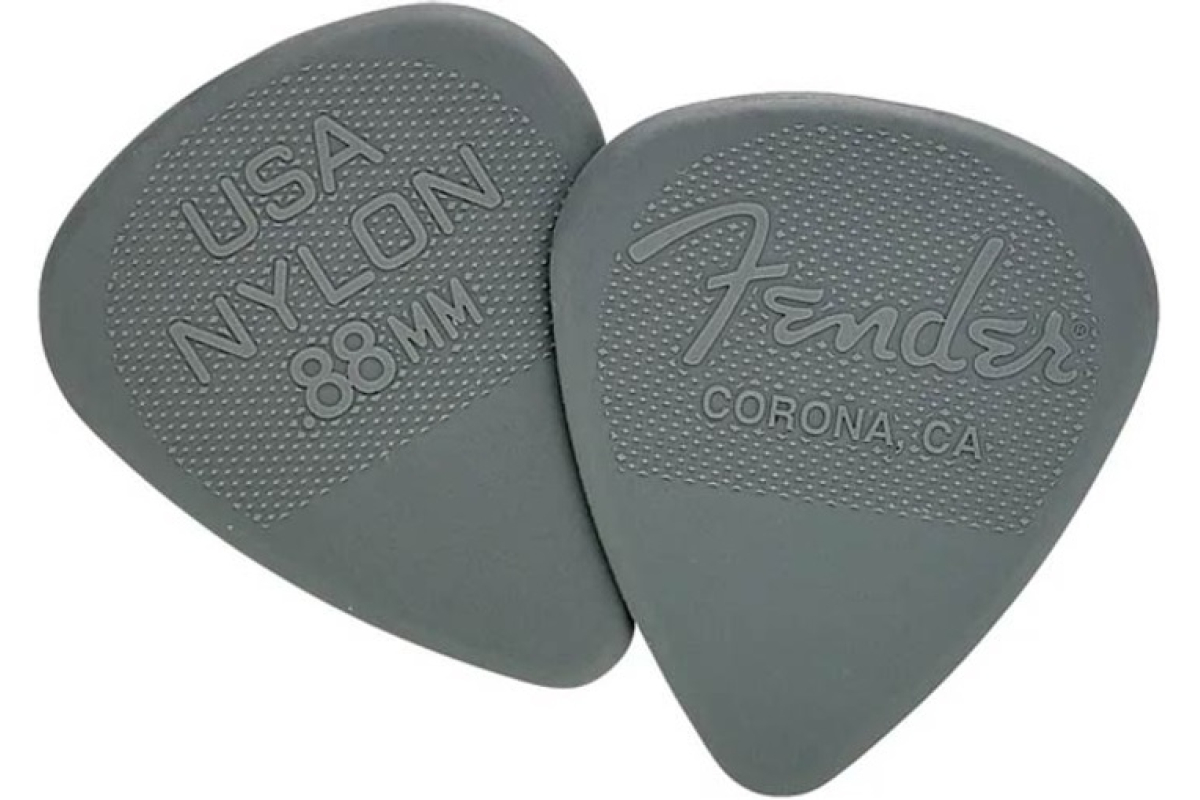 Набор медиаторов FENDER 351 SHAPE NYLON PICKS 0.88 12 PACK DARK GRAY