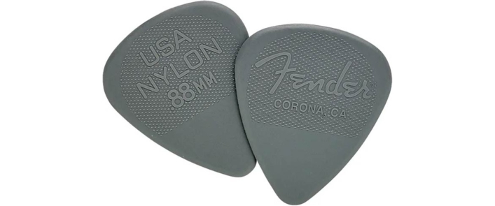 Набор медиаторов FENDER 351 SHAPE NYLON PICKS 0.88 12 PACK DARK GRAY