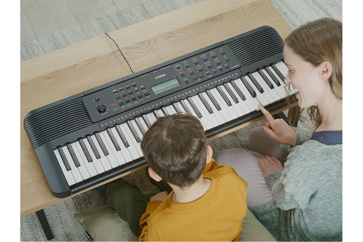 Синтезатор YAMAHA PSR-E283