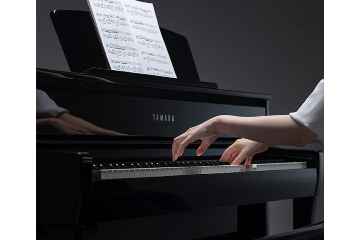 Цифровое пианино YAMAHA CLP-735R