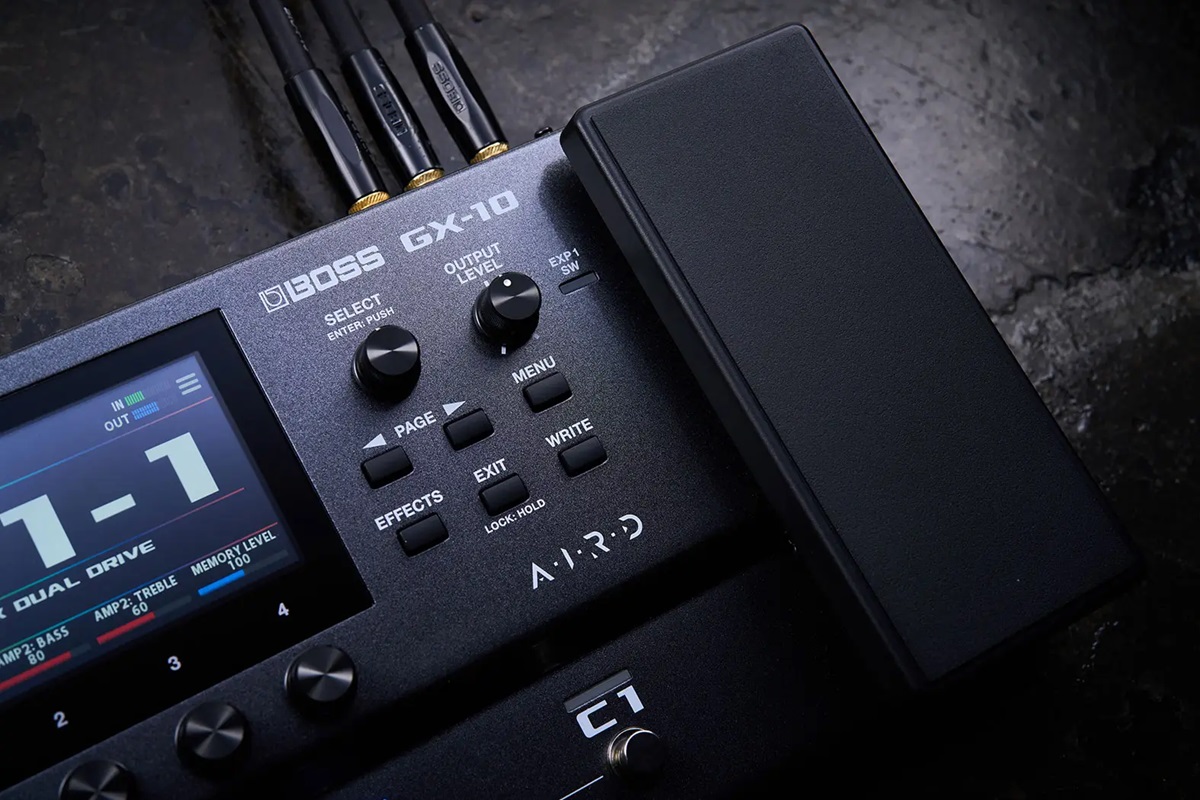 Гитарный процессор эффектов BOSS GX-10