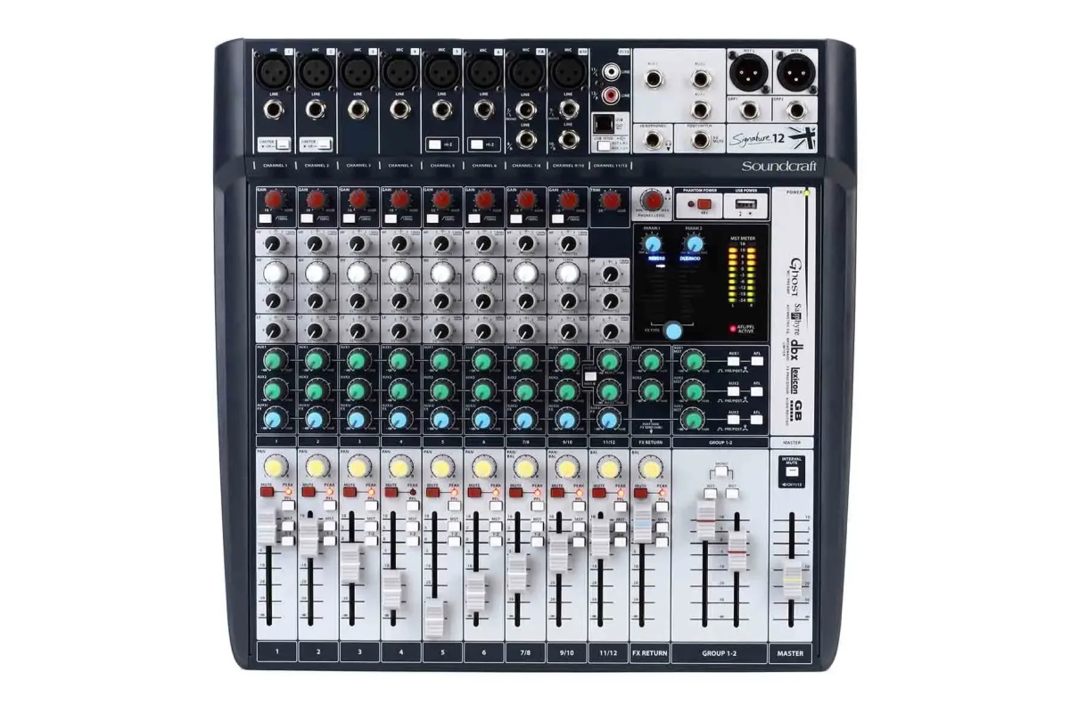 Микшерный пульт SOUNDCRAFT SIGNATURE 12