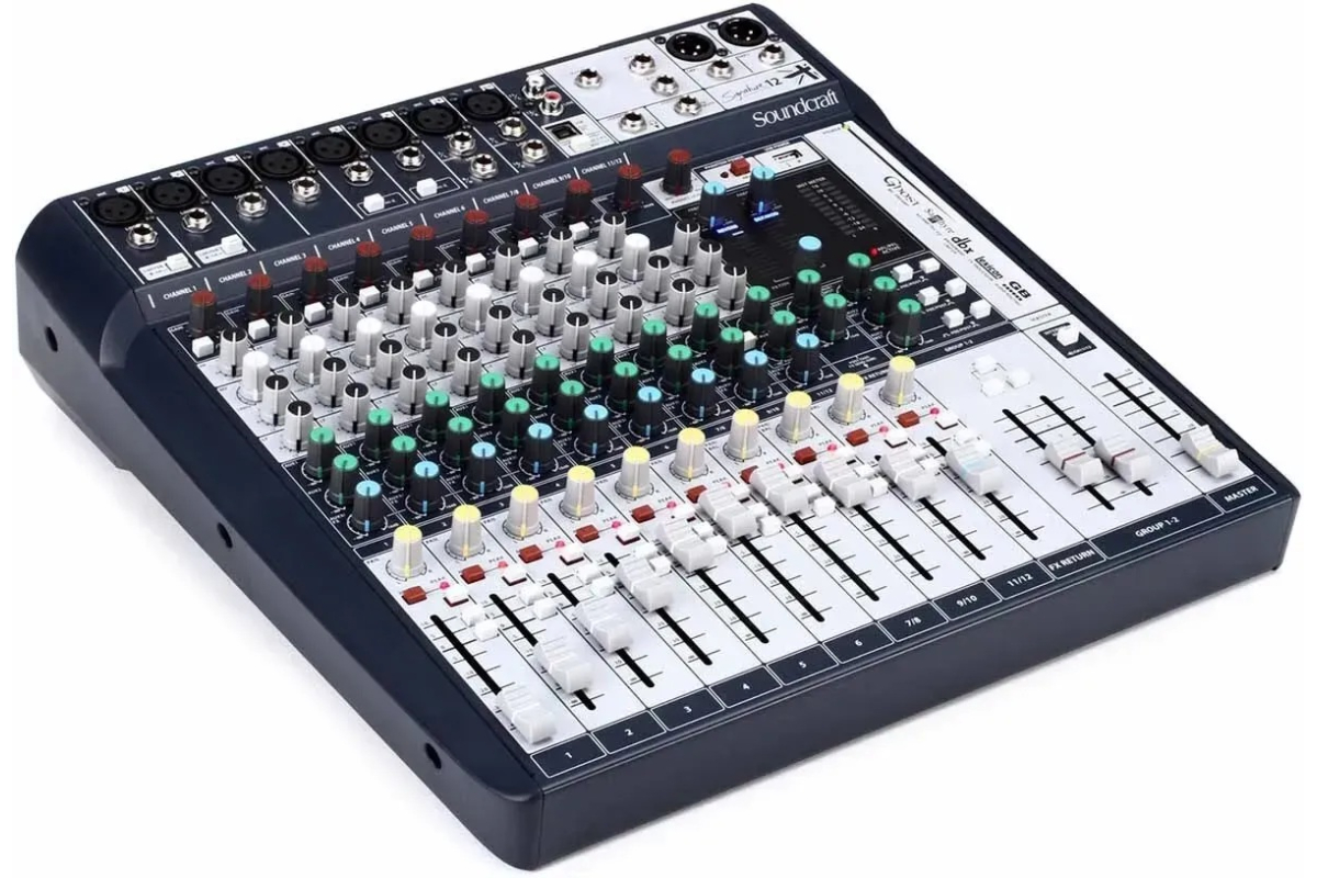 Микшерный пульт SOUNDCRAFT SIGNATURE 12