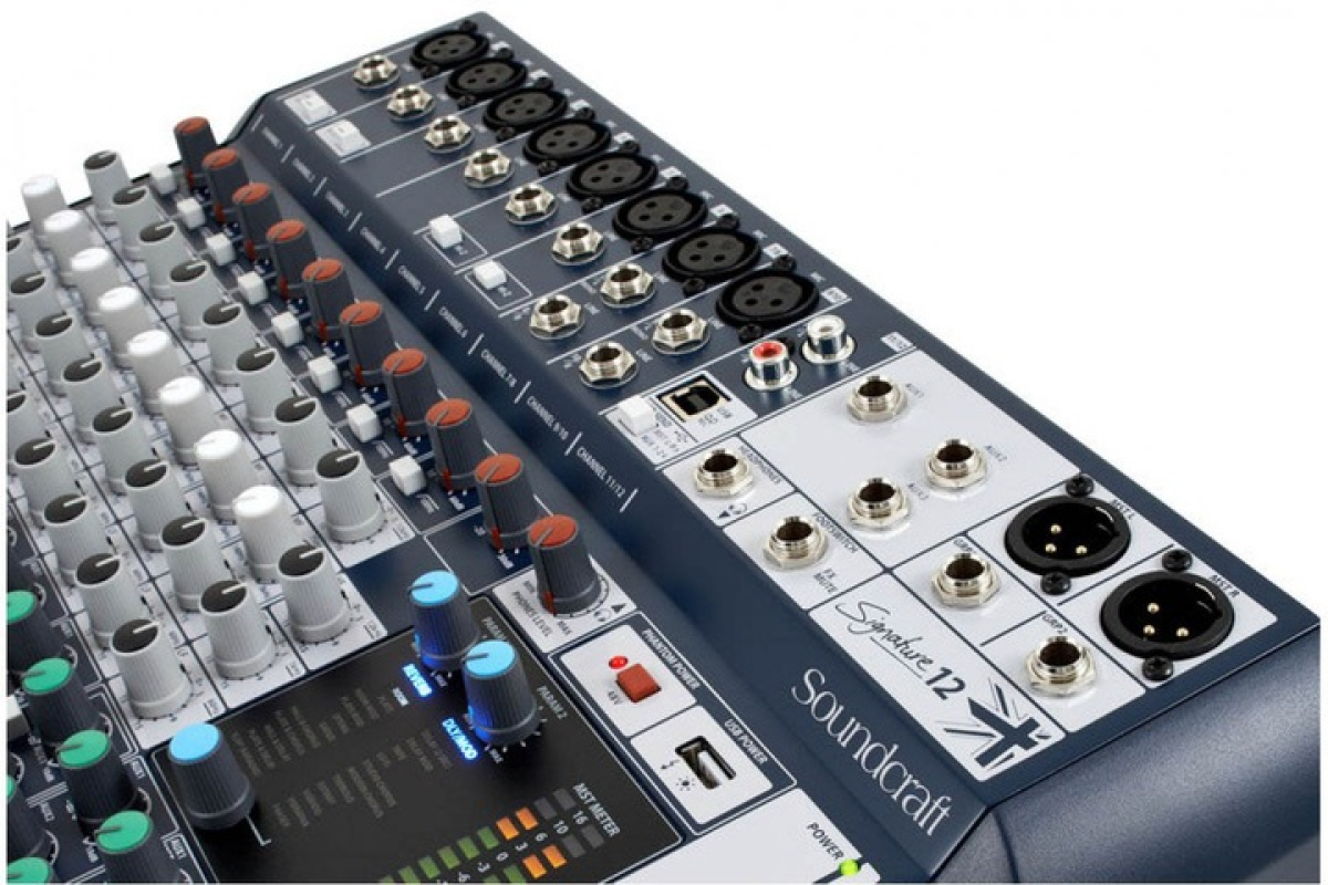 Микшерный пульт SOUNDCRAFT SIGNATURE 12