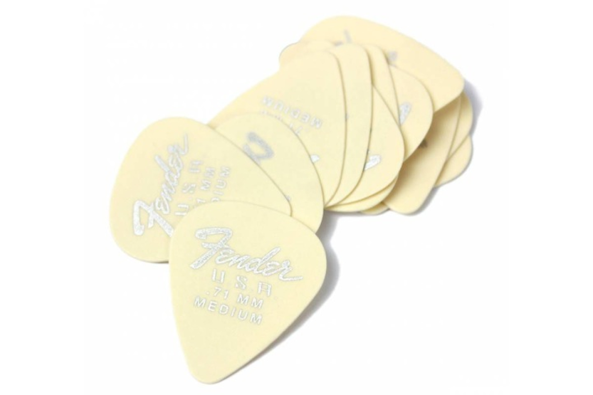 Набір медіаторів FENDER DURA-TONE DELRIN PICKS 0.71 MM, 351 SHAPE - 12 PACK OLYMPIC WHITE
