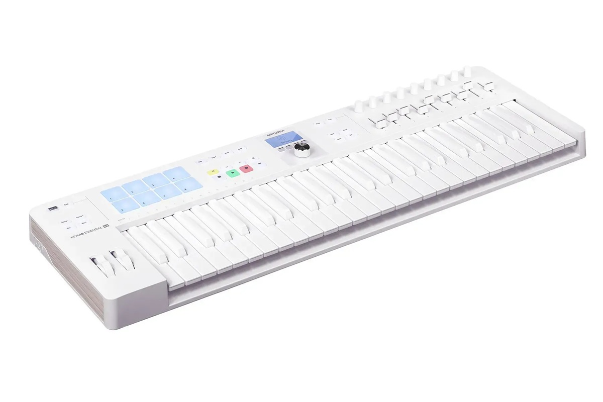 MIDI клавиатура ARTURIA KEYLAB ESSENTIAL 49 MK3 ALPINE WHITE PIGMENTS
