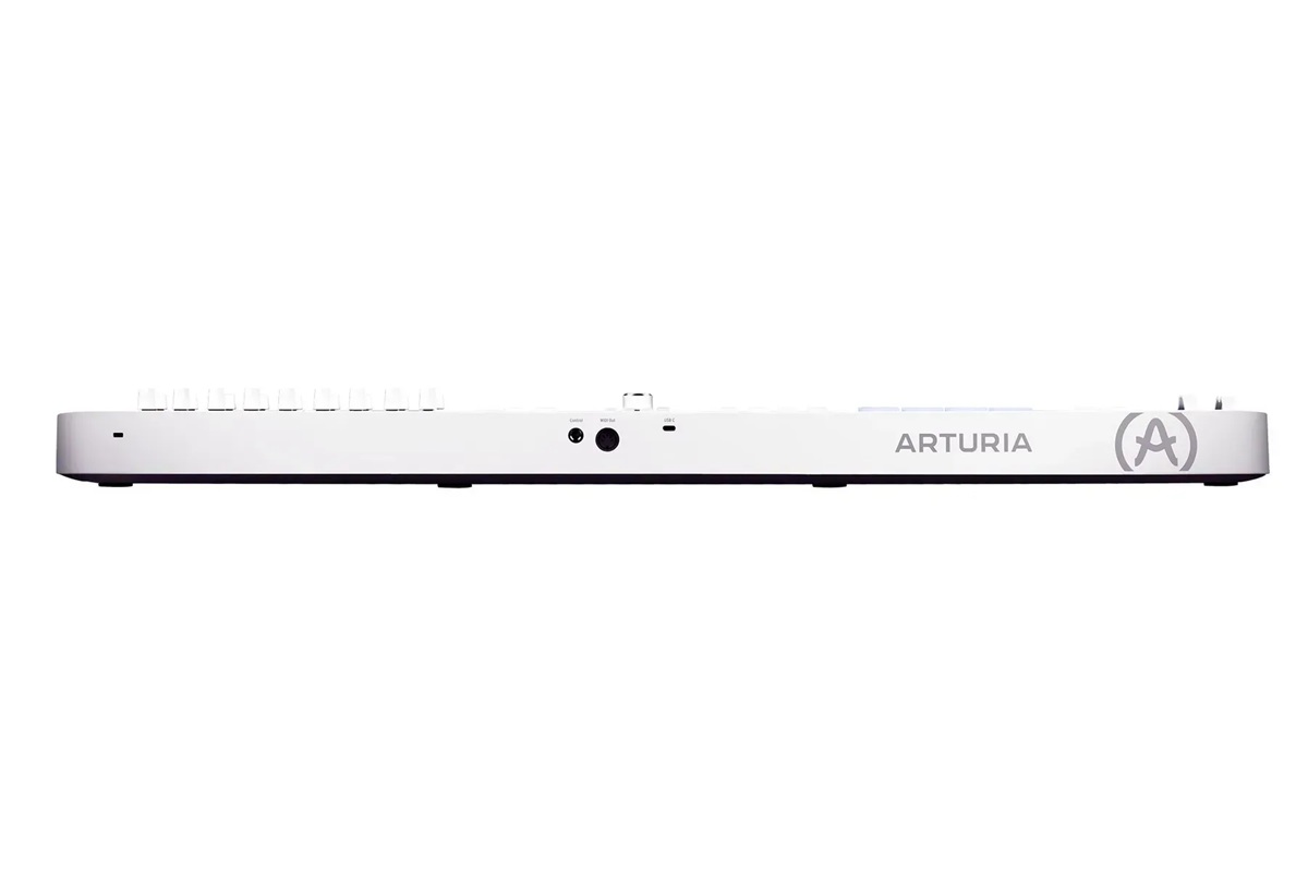 MIDI клавіатура ARTURIA KEYLAB ESSENTIAL 61 MK3 ALPINE WHITE PIGMENTS