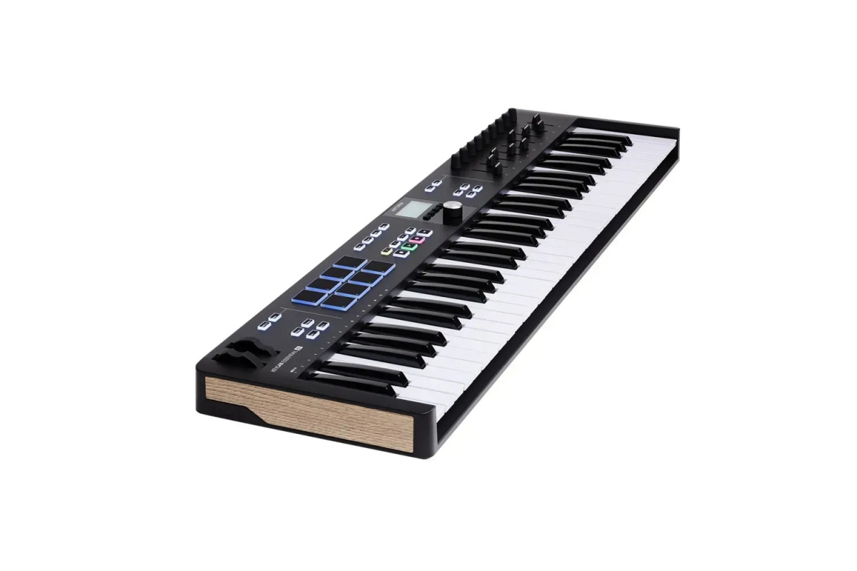 MIDI клавиатура ARTURIA KEYLAB ESSENTIAL 61 MK3 BLACK PIGMENTS