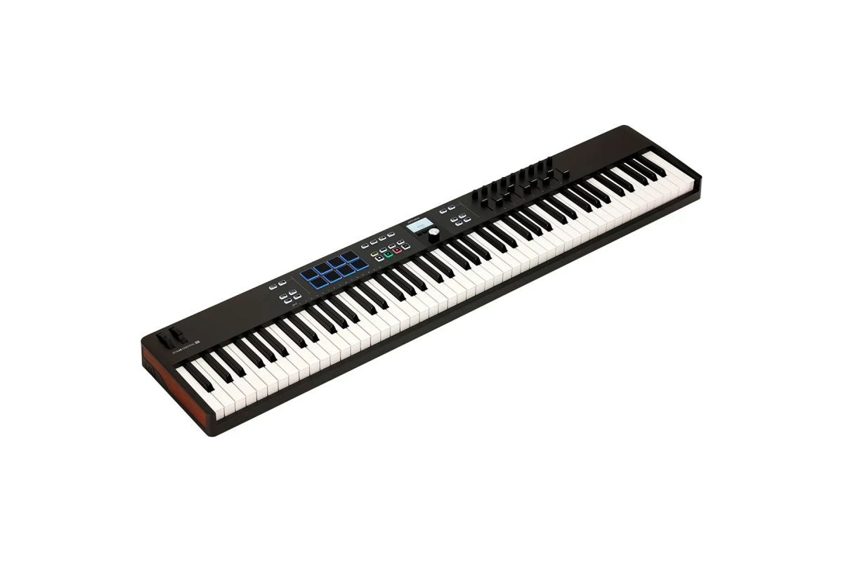 MIDI клавіатура ARTURIA KEYLAB ESSENTIAL 88 MK3 BLACK PIGMENTS