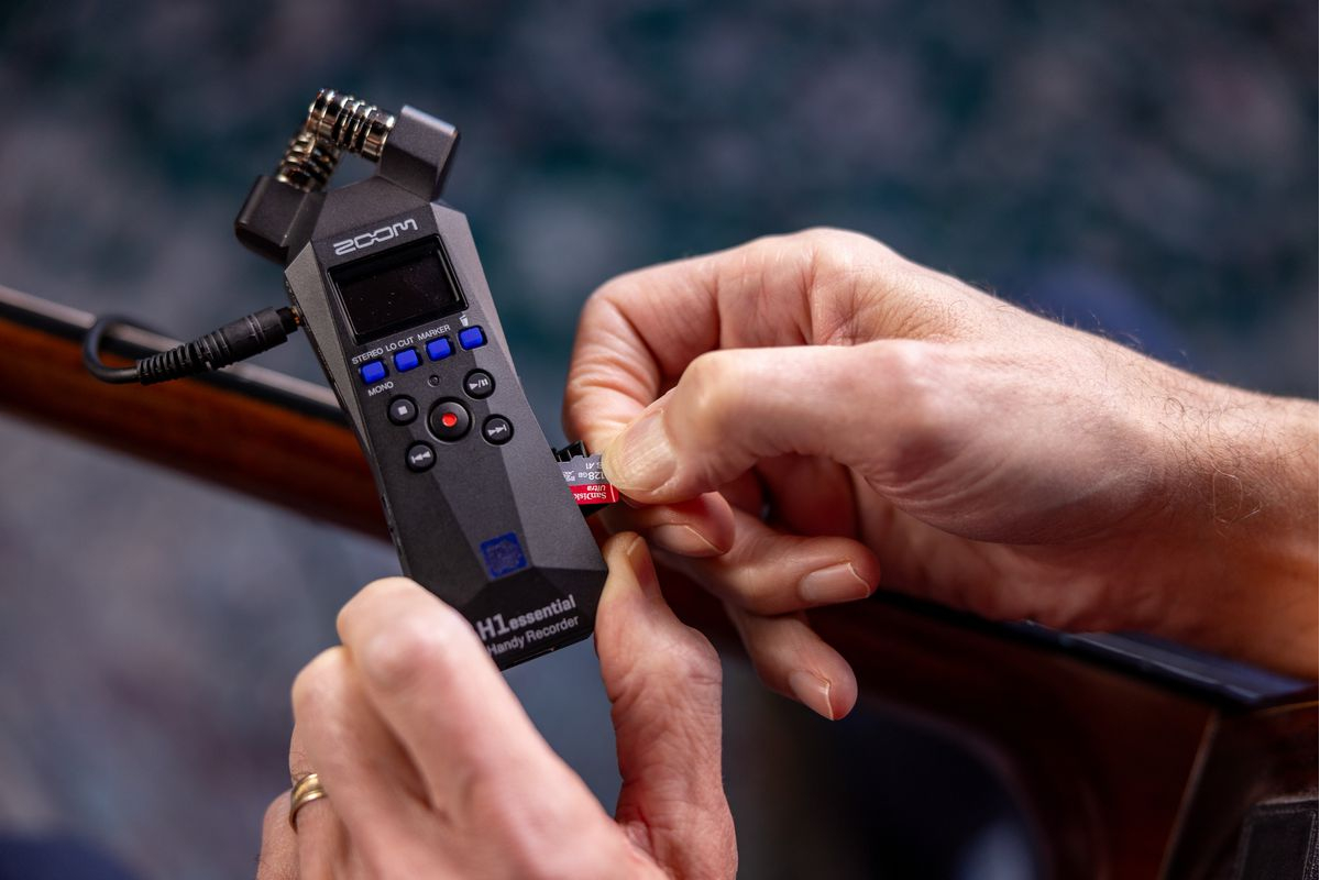 Рекордер ZOOM H1essentia