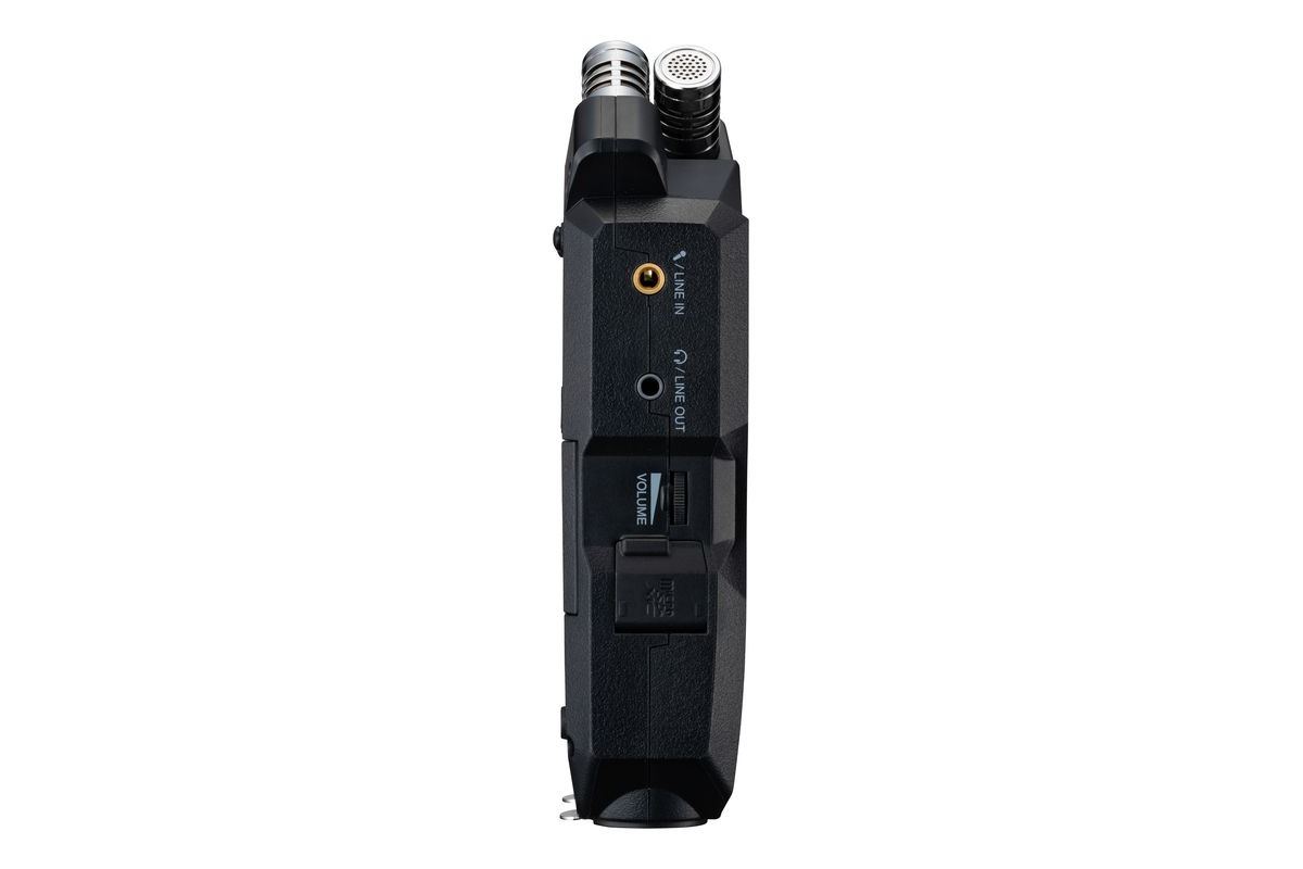 Рекордер ZOOM H4essential