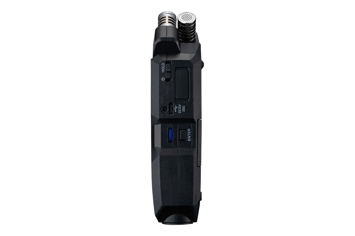 Рекордер ZOOM H4essential