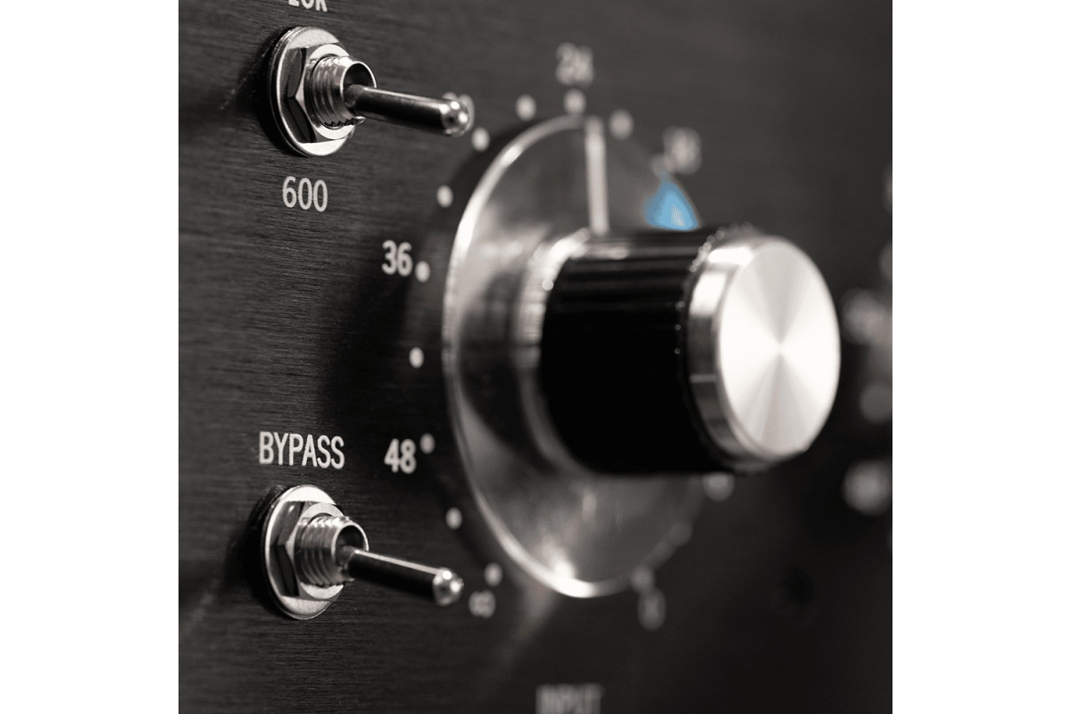 Компрессор WARM AUDIO WA76-D